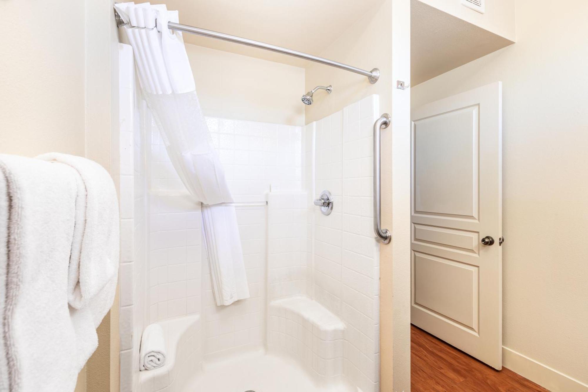 One-Bedroom Unit